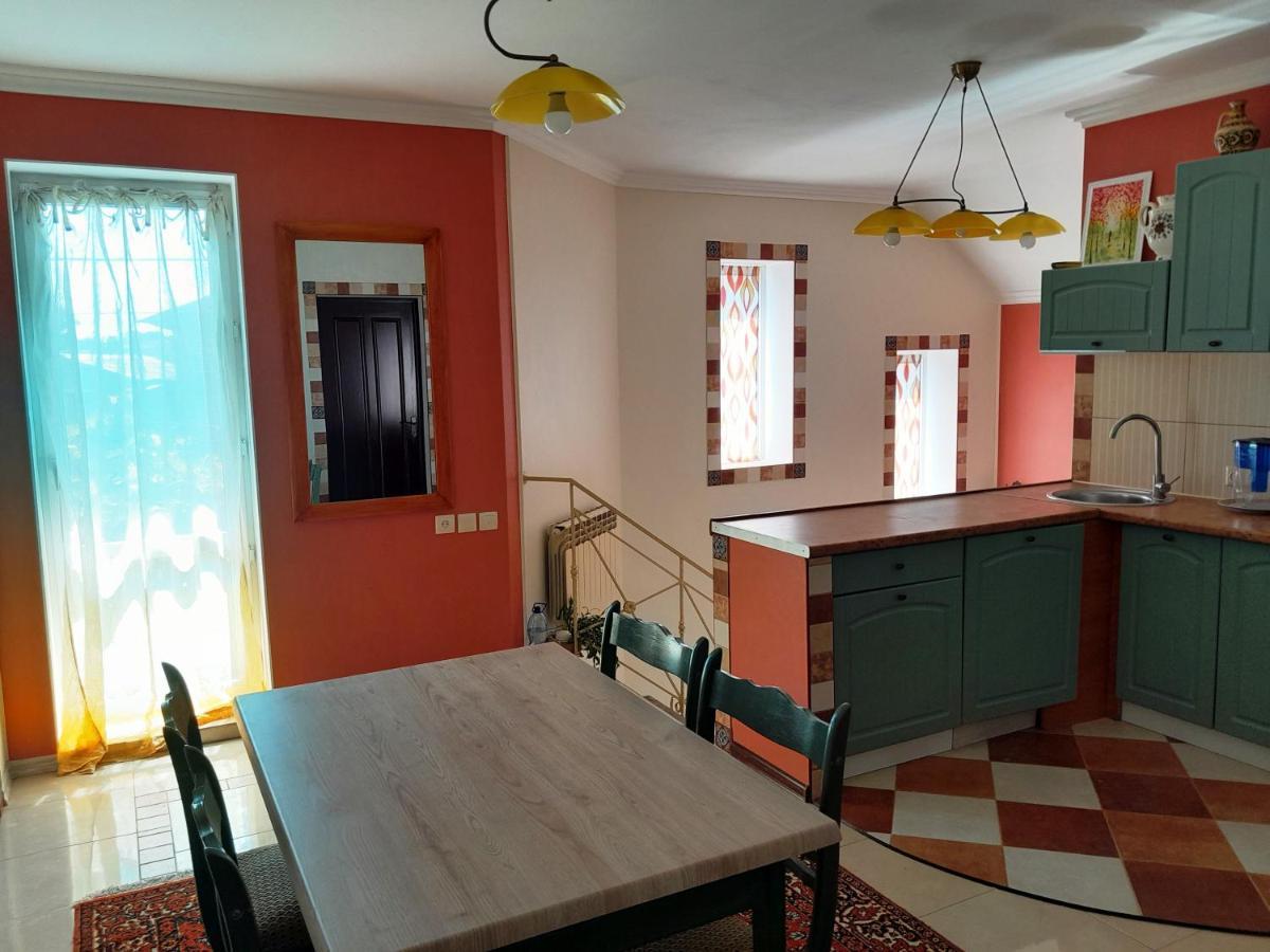 Apartment The Sunrise House Fontanka Extérieur photo